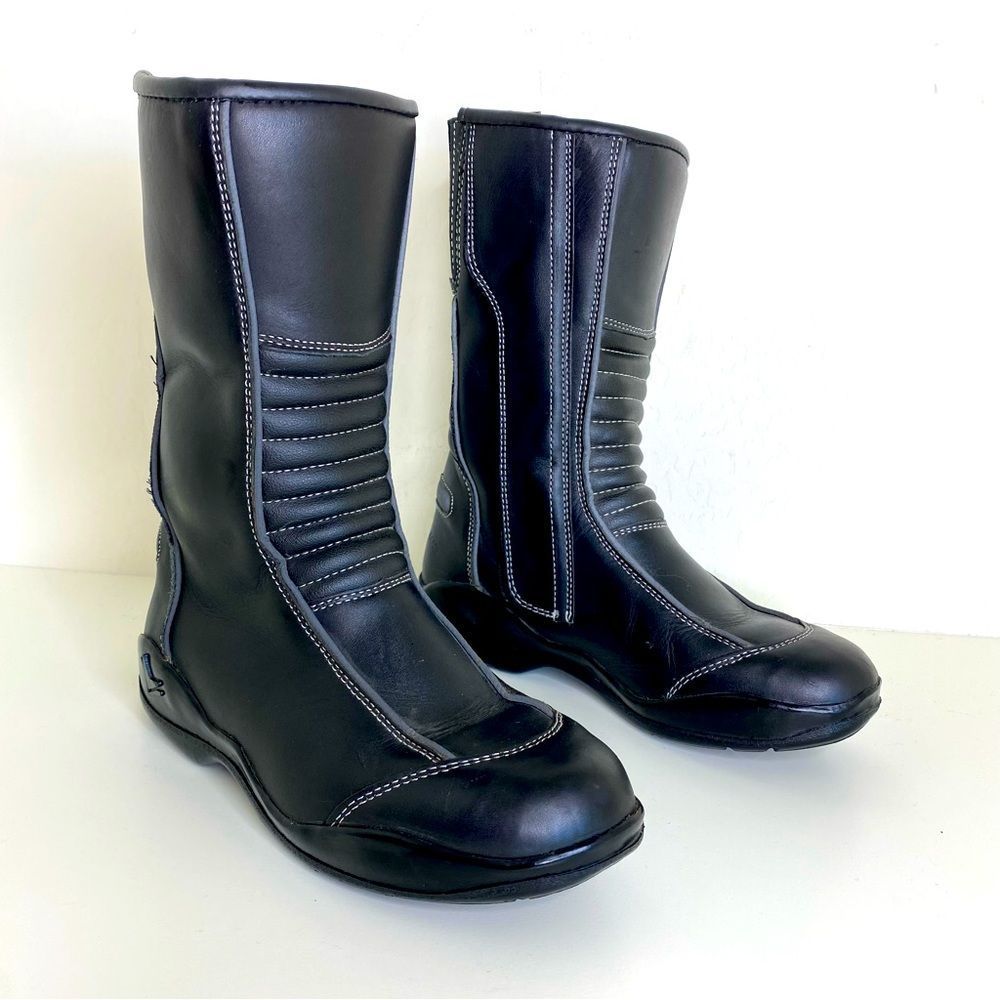 Women's Black Moto Combat Boots - Sleek Riding Style